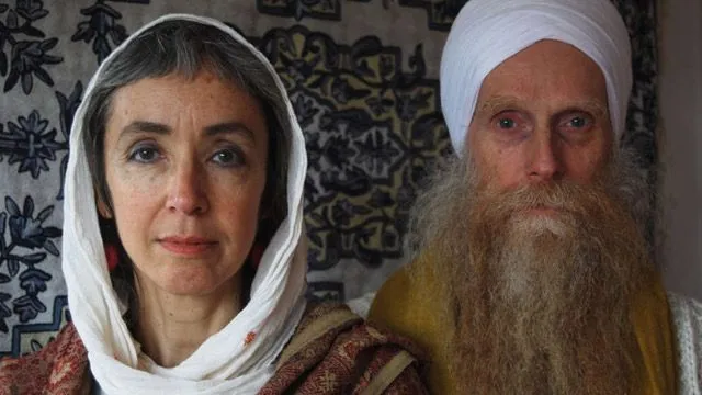 Satya Kaur e Shiv Charan Singh, fundadores da associação