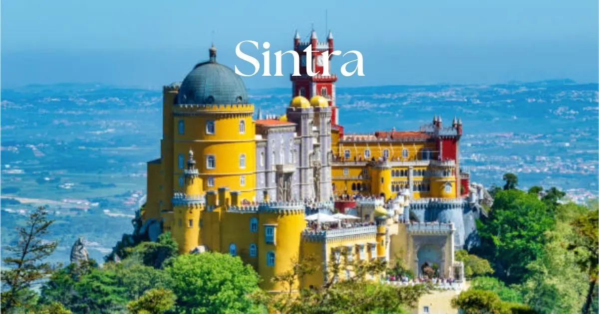 Palácio da Pena, em Sintra, no alto da serra